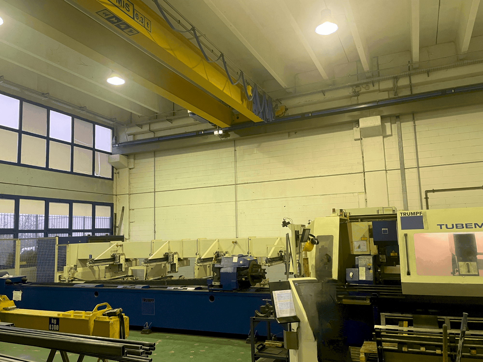 Front view of TRUMPF TUBEMATIC 3.2 kw machine