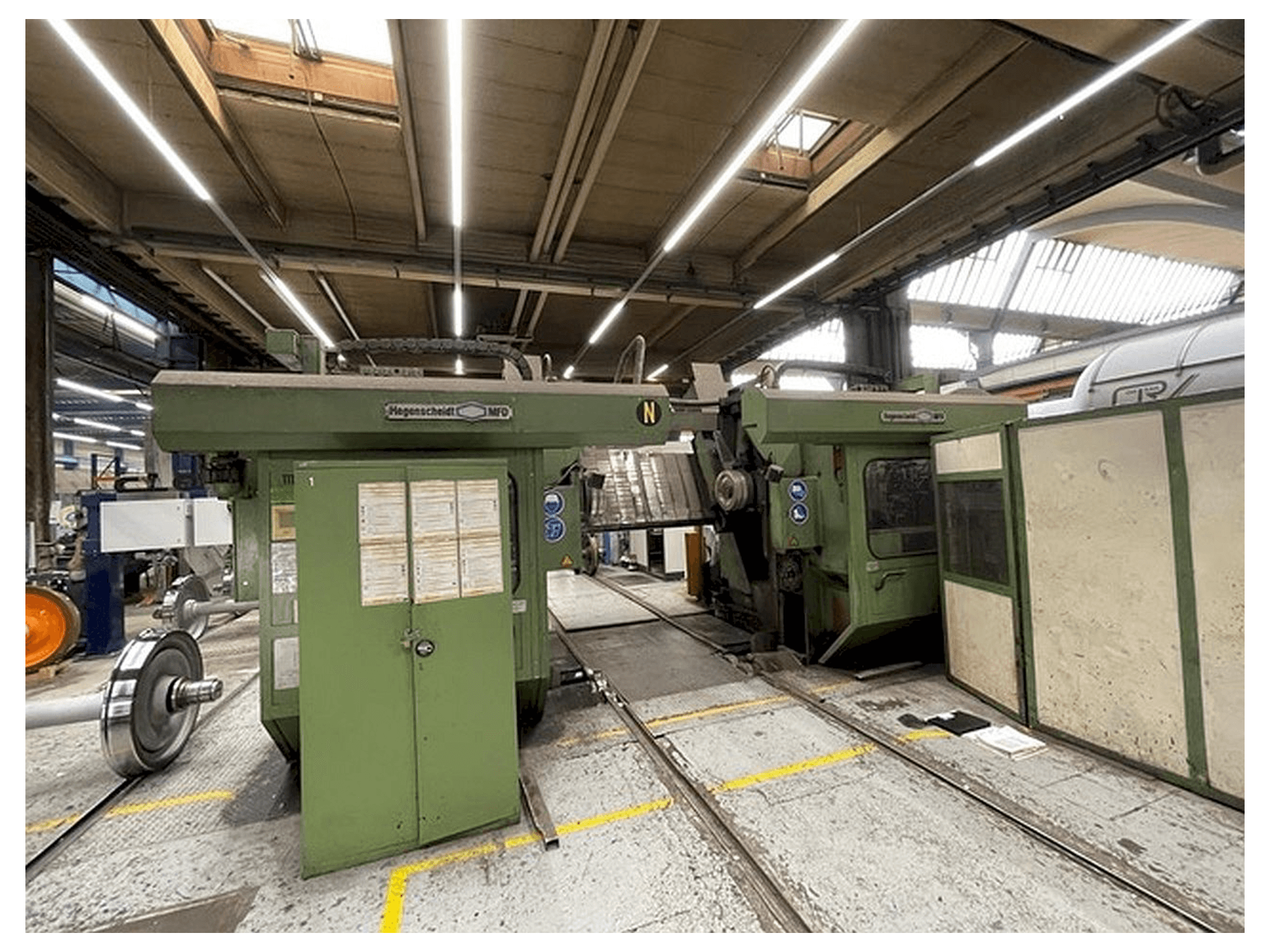 Front view of Hegenscheidt PN 190 machine