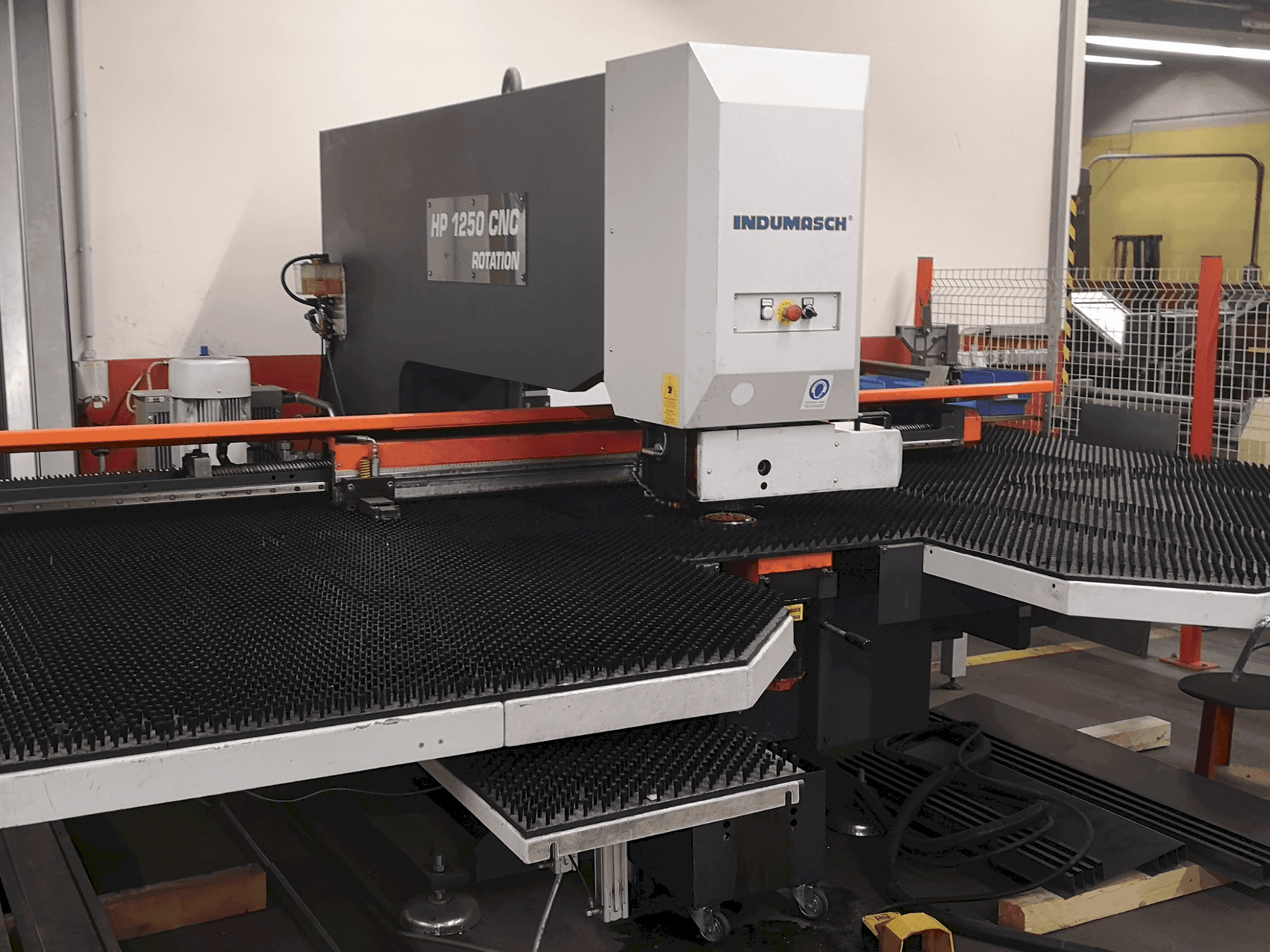 Front view of IMAC HP 1250 INDEX machine