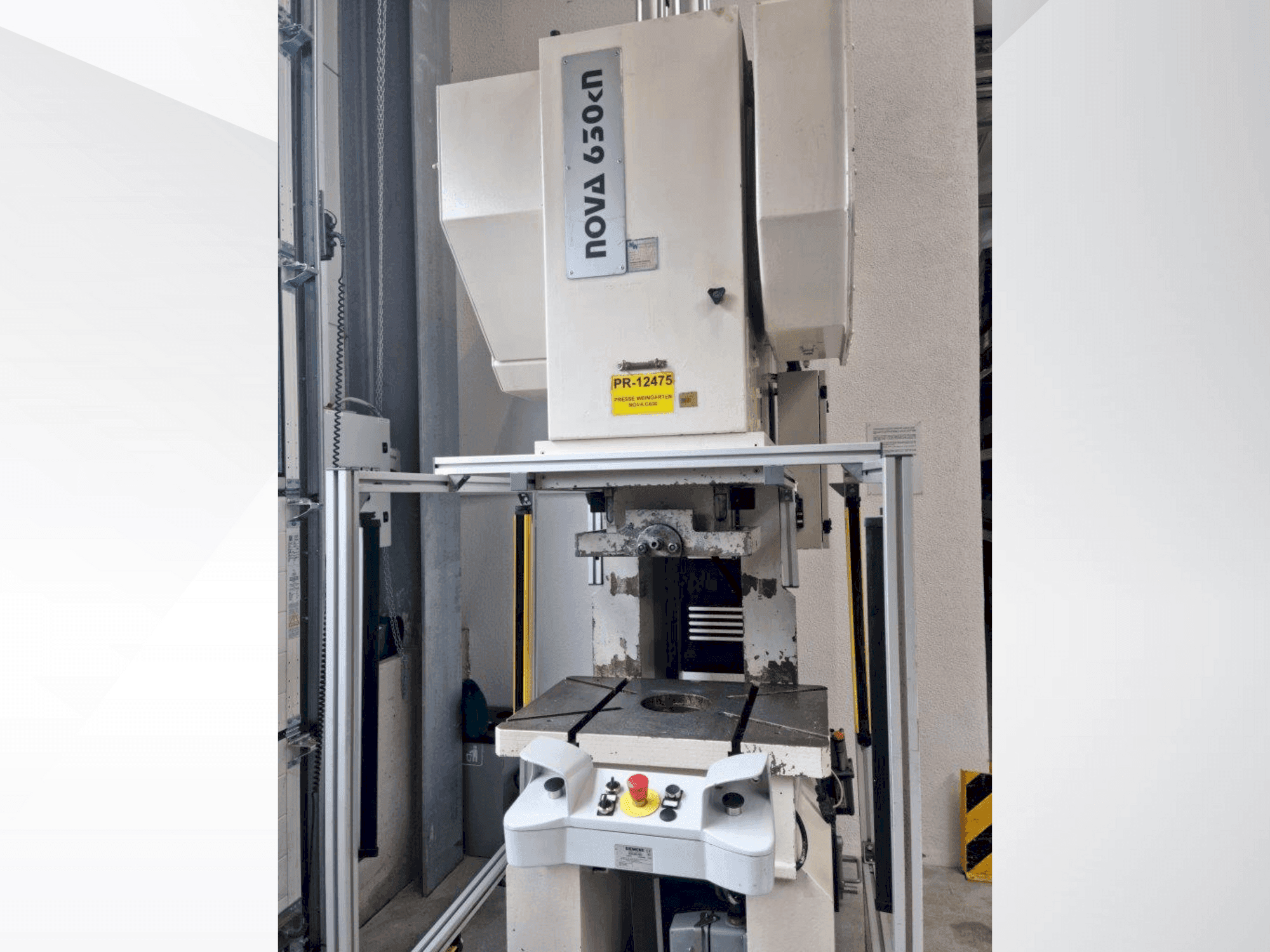 Front view of BEUTLER Nova C630kN machine