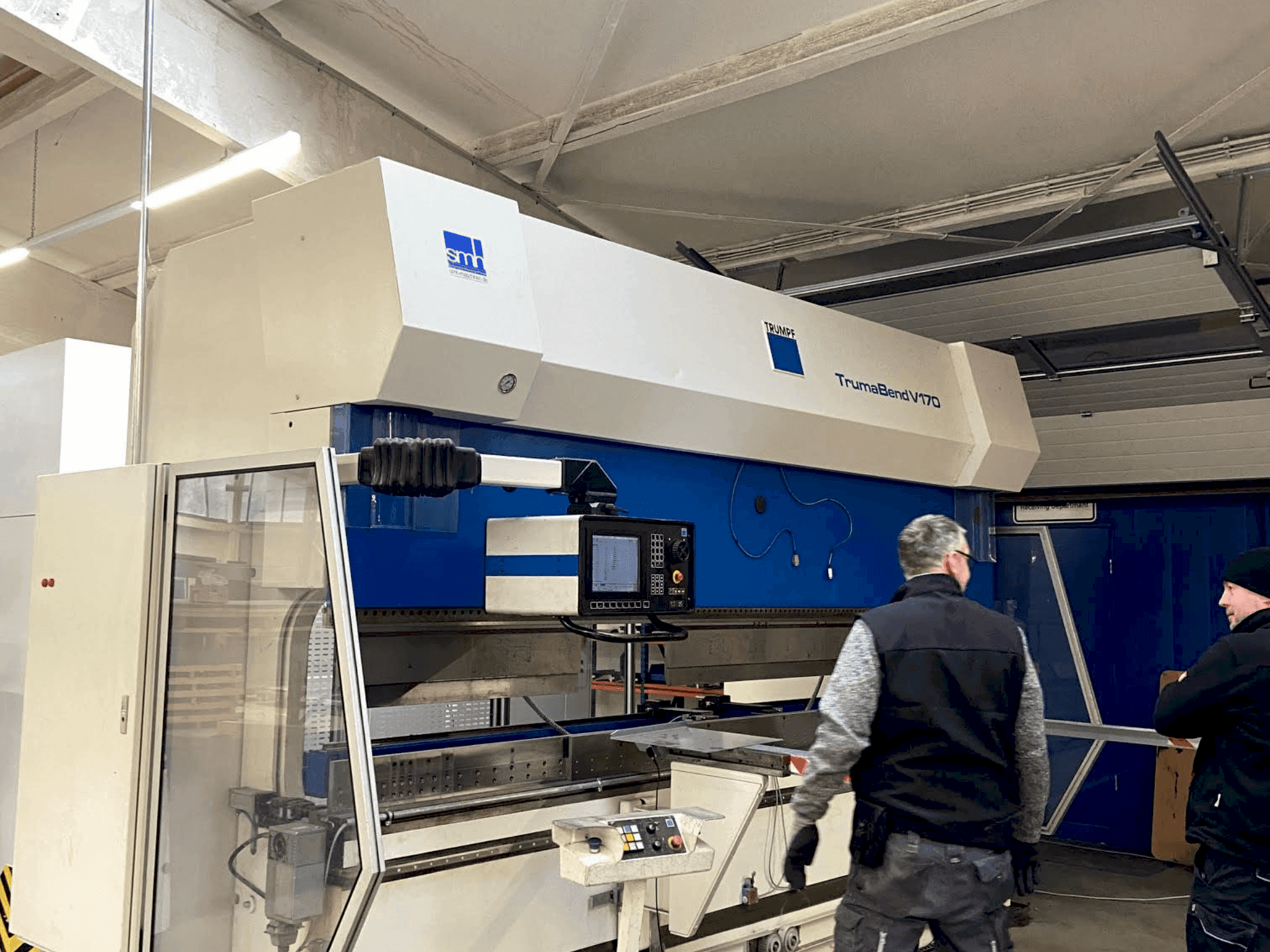 Front view of TRUMPF TrumaBend V170 machine