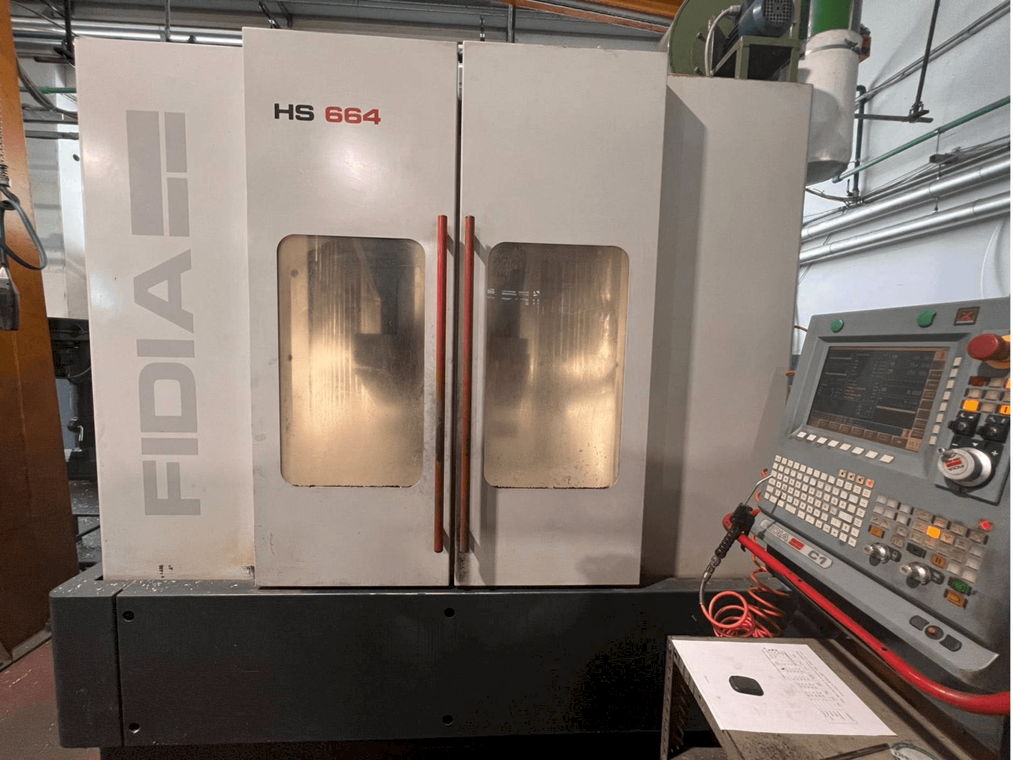 Front view of Fidia HS 664 machine