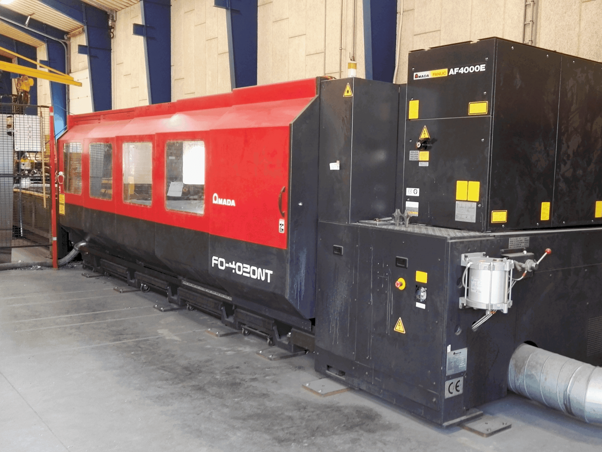 Front view of AMADA FO-4020NT (2005) machine