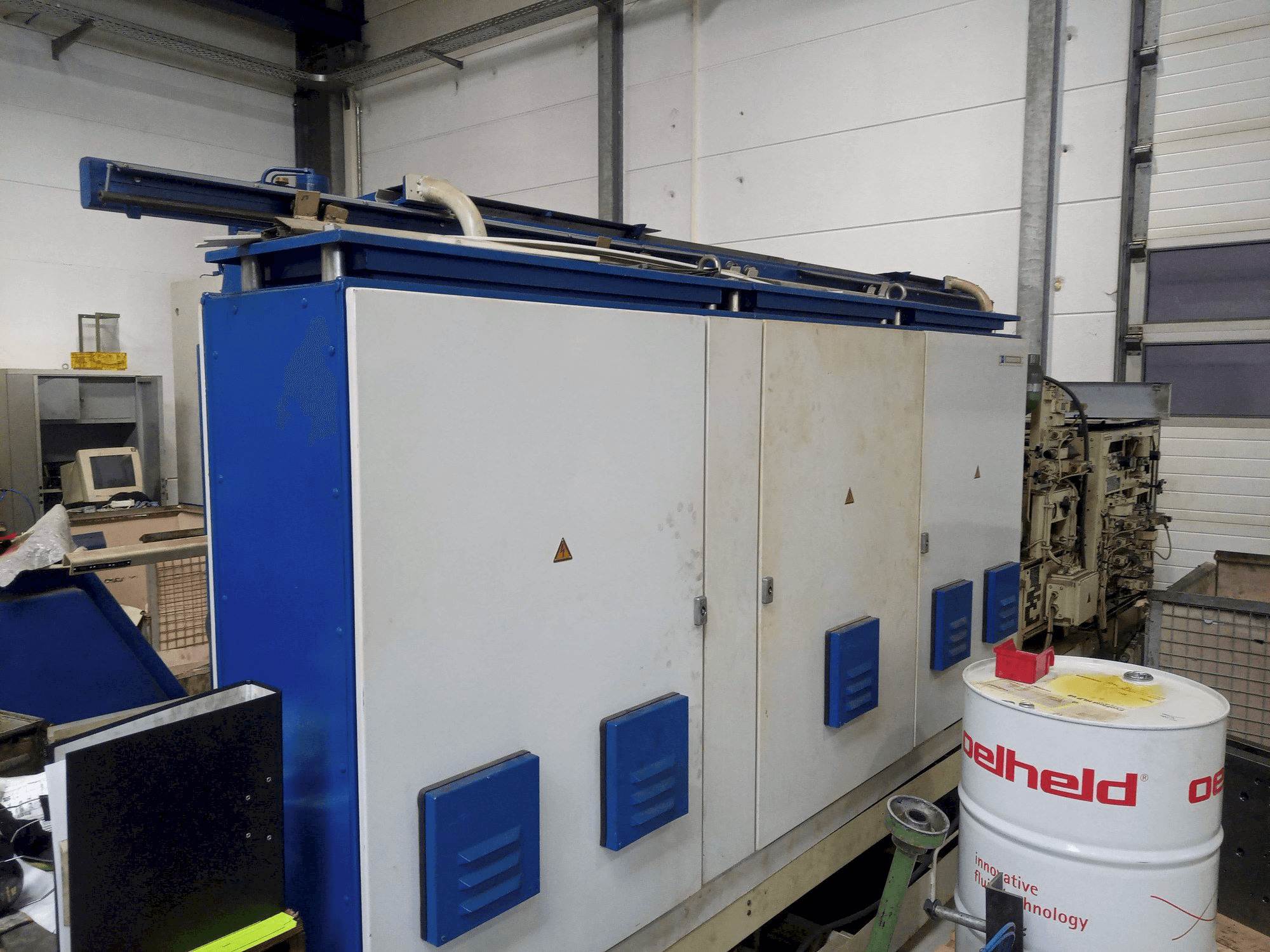 Front view of NILES DFS2-2 machine