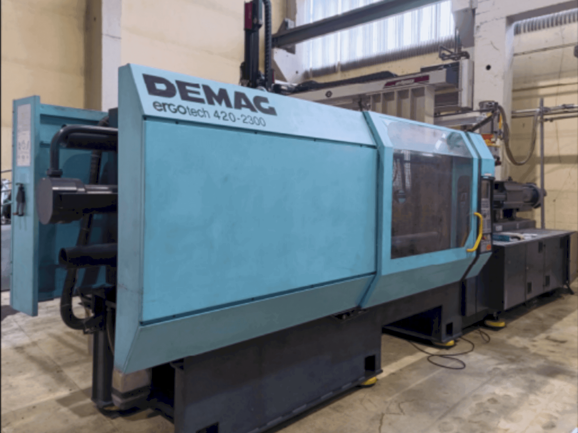Front view of DEMAG Ergotech 4200-2300 machine
