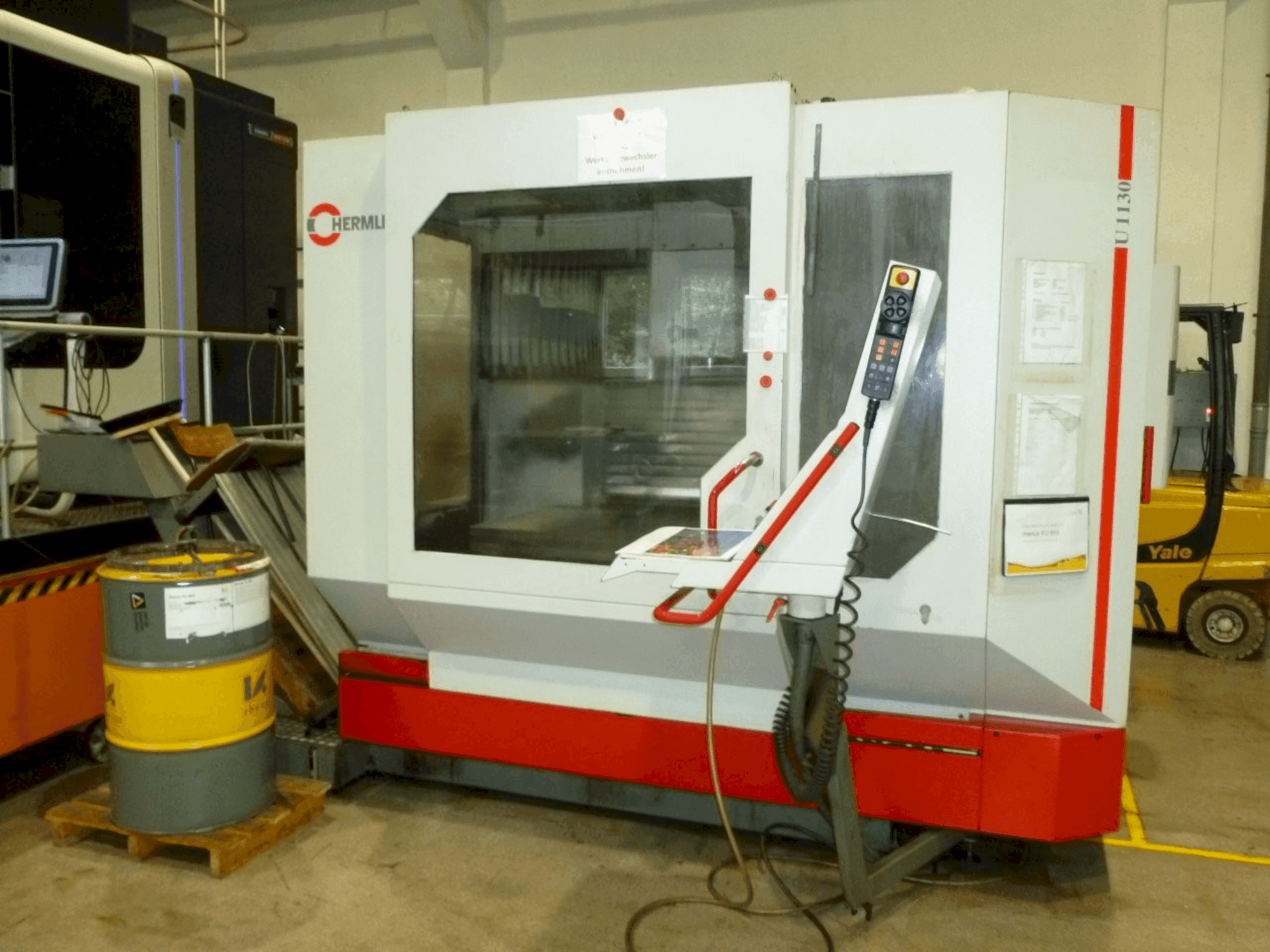 Front view of HERMLE U1130 machine